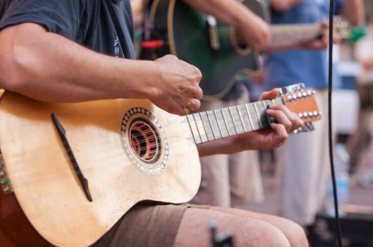 5 Opportunities to Enjoy Outdoor Live Music in Knoxville for Free