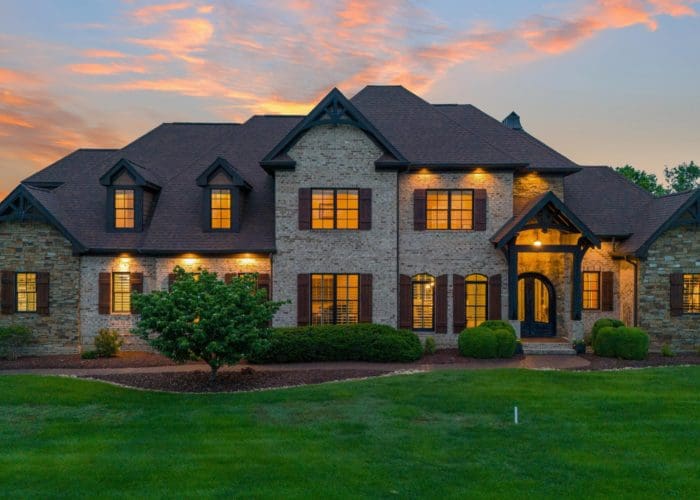 316 Spoondrift Court, Louisville, TN 37777