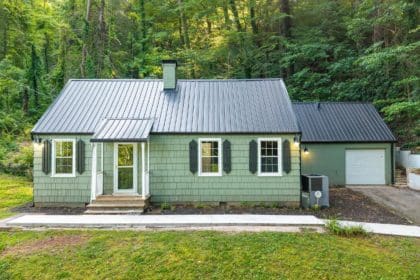 2809 Woodson Drive, Knoxville, TN 37920
