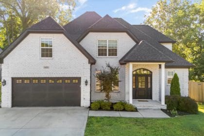 1424 Ebenezer Road, Knoxville, TN 37922