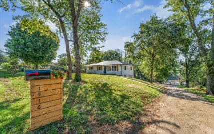 1516 Holman Road, Knoxville, TN 37909 - Photo 5