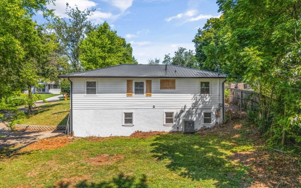 1516 Holman Road, Knoxville, TN 37909 - Photo 7