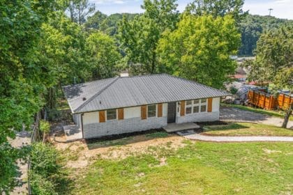 1516 Holman Road, Knoxville, TN 37909