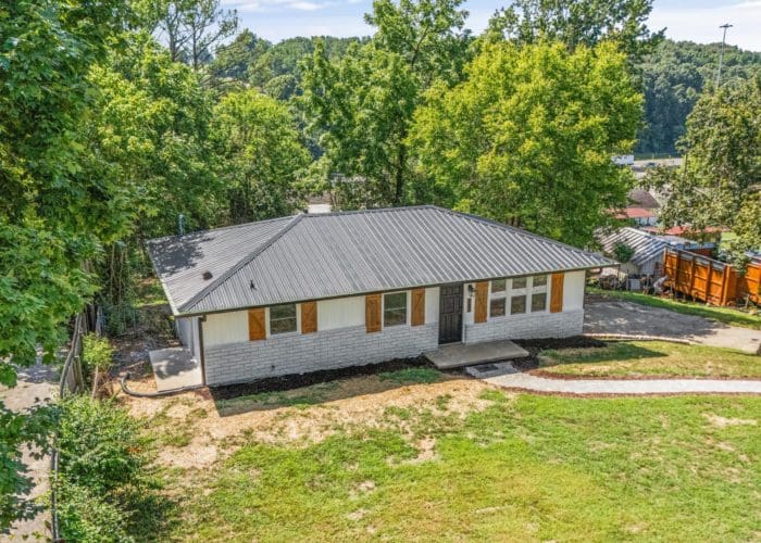 1516 Holman Road, Knoxville, TN 37909